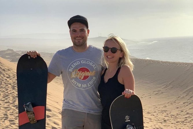 Sandboarding guided experience from Agadir - Learning the basics on the Timlalin dunes