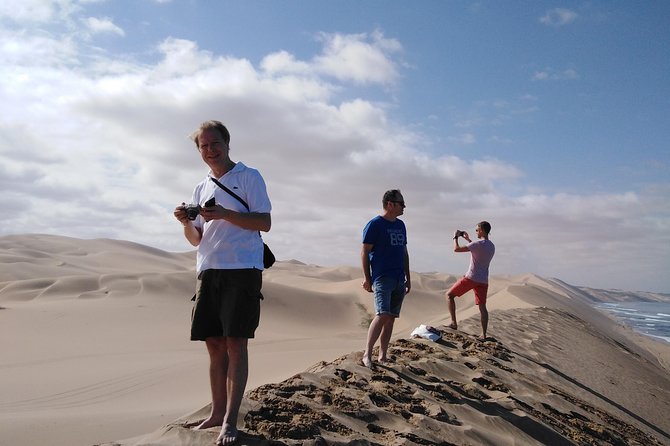 Sandwich Harbour 4x4 guided tours.Join us for an awe inspiring adventure. - Stops for birds, wildlife, and wide-open views