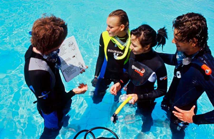 Santa Maria: Discover Scuba Diving - The morning session at Bikini Beach