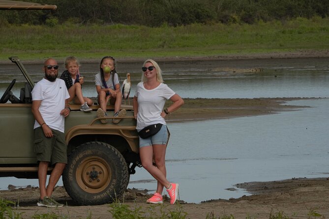 Selous Luxury Day Safari with Photographer - A buffet lunch in the bush