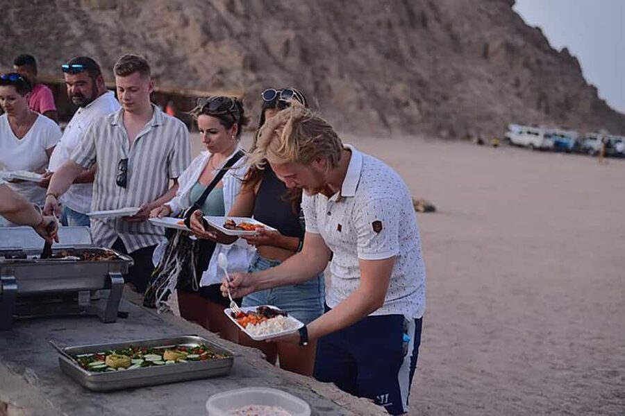 Sharm El-Sheikh: Camel Riding, Stargazing, BBQ Dinner & Show - Who should book this Sharm evening tour?