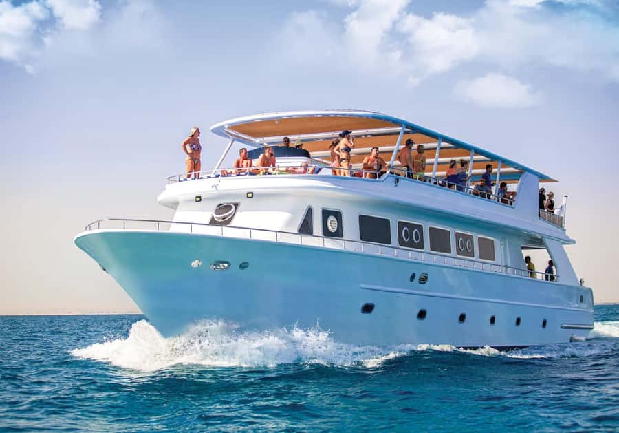 Sharm El-Sheikh: Luxury Ras Mohammed & White Island Cruise - Starting at Watanya Marina in Sharm El-Sheikh