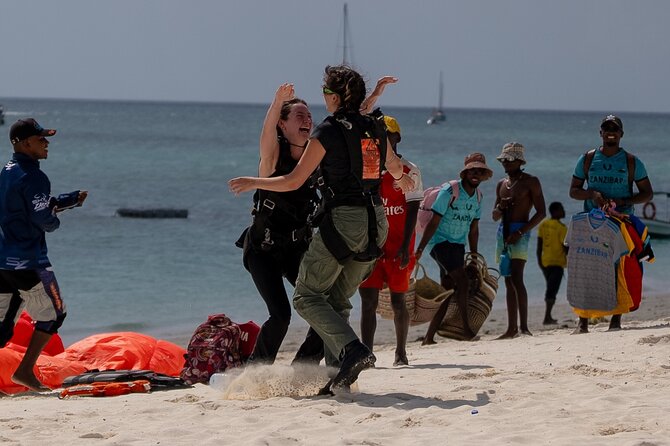 Skydive Zanzibar | Tandem Skydive - Who will enjoy this most