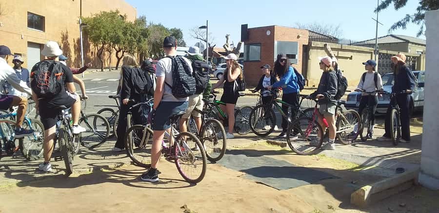 Soweto: Bike Tour with a Local Tour Guide - Orlando West by bicycle