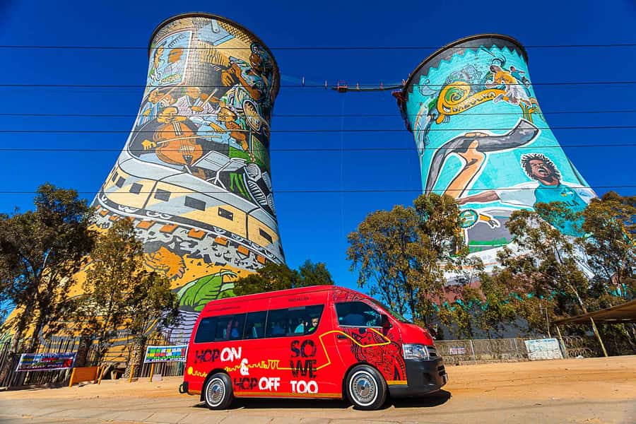 Soweto: Hop-On Hop-Off Bus, City Tour and Apartheid Museum - Constitution Hill: a serious stop with limited time