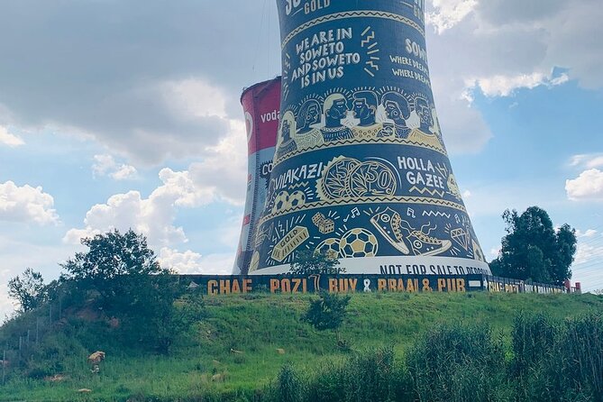 Soweto /Johannesburg and Apartheid Museum Guided Full Day Tour - Walking Vilakazi Street