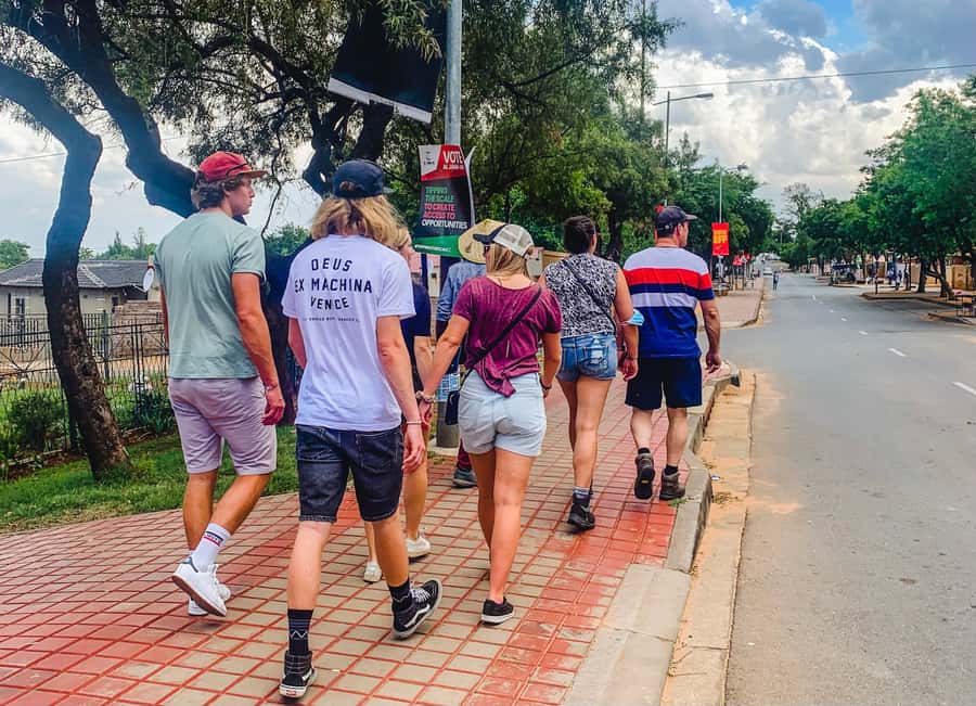 Soweto: Walking Tour with a Local Guide and Lunch - Orlando East, Nomzamo Park, and everyday life