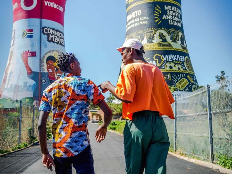 Soweto: Walking Tour with a Local Guide and Lunch - Meeting at Vilakazi Espresso