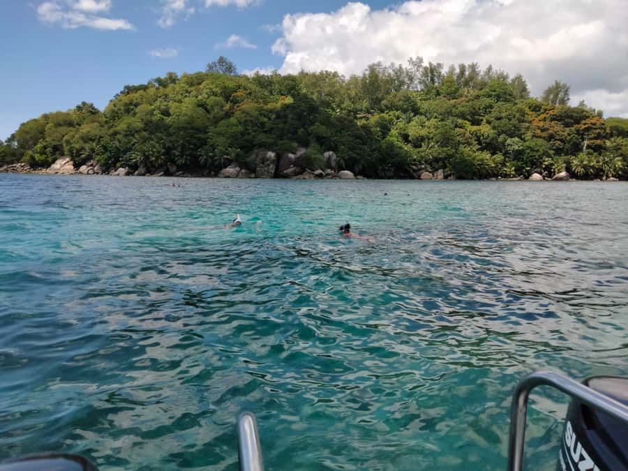 St. Anne Marine Park, Moyenne & Cerf Island Tour with Lunch - Why this six-hour island day works so well