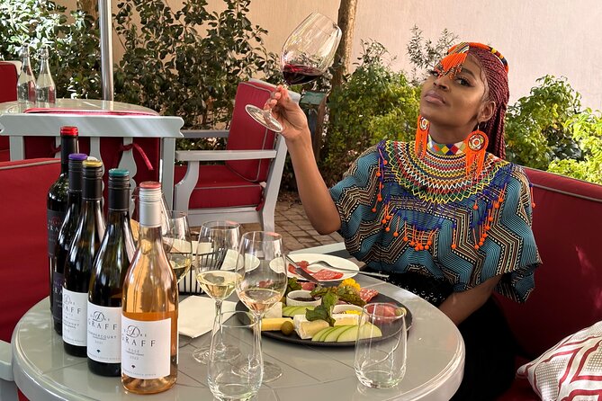 Stellenbosch & Franschhoek 20 Wine Tasting + Lunch Shared Tour - Starting from Cape Town and crossing into wine country