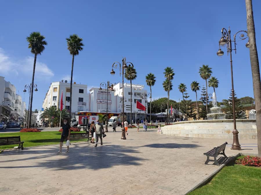 Tangier Half-Day Guided City Tour - Entering the ancient medina from the easier side