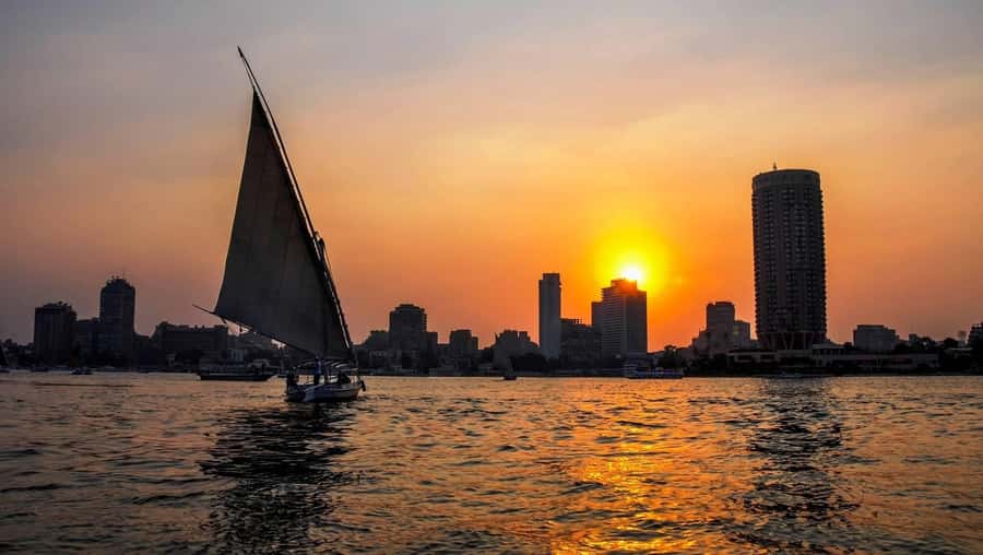 The Nile: Felucca Ride with Meal and Transfers - Koshary and the meal option