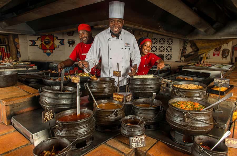 Victoria Falls: Boma Dinner and Drum Show - The welcome begins before dinner