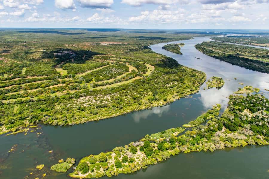 Victoria Falls Scenic Day Tour with Lunch & Helicopter Tour - Key points to know before booking