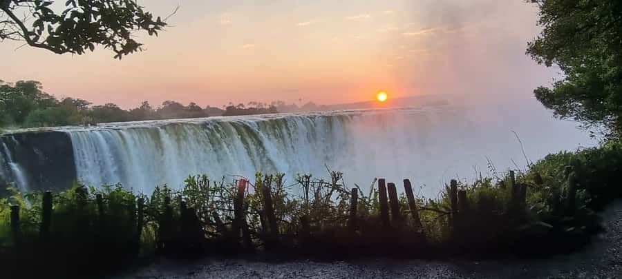 Victoria Falls Scenic Day Tour with Lunch & Helicopter Tour - Who should book this day tour