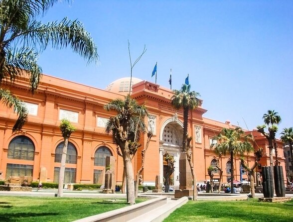 Visiting Egyptian Museum Citadel and Old market of Khan Khalili - One day, four very different sides of Cairo