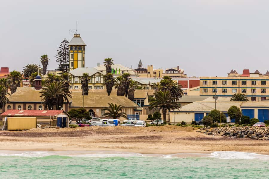 Walvis Bay and Sandwich Harbour Tour - Wildlife on the return journey