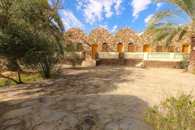 White Desert & Bahariya oasis 3 days 2 nights Tour from Cairo - Camping in a moonlike desert
