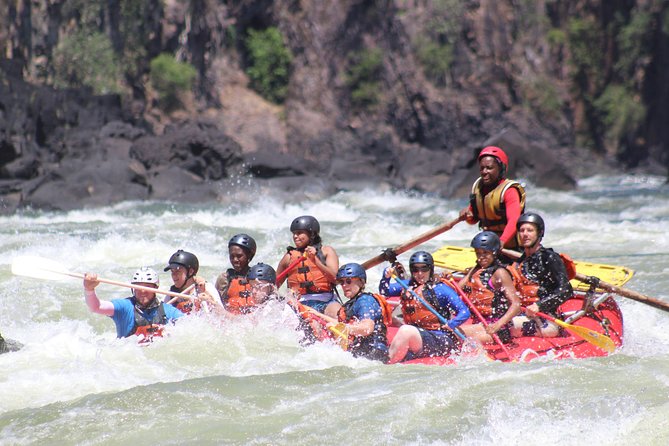 Zambezi River Class IV-V White-Water Rafting from Victoria Falls - How the seasons change the course