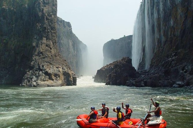 Zambezi River Class IV-V White-Water Rafting from Victoria Falls - Gear, safety, and choosing your raft