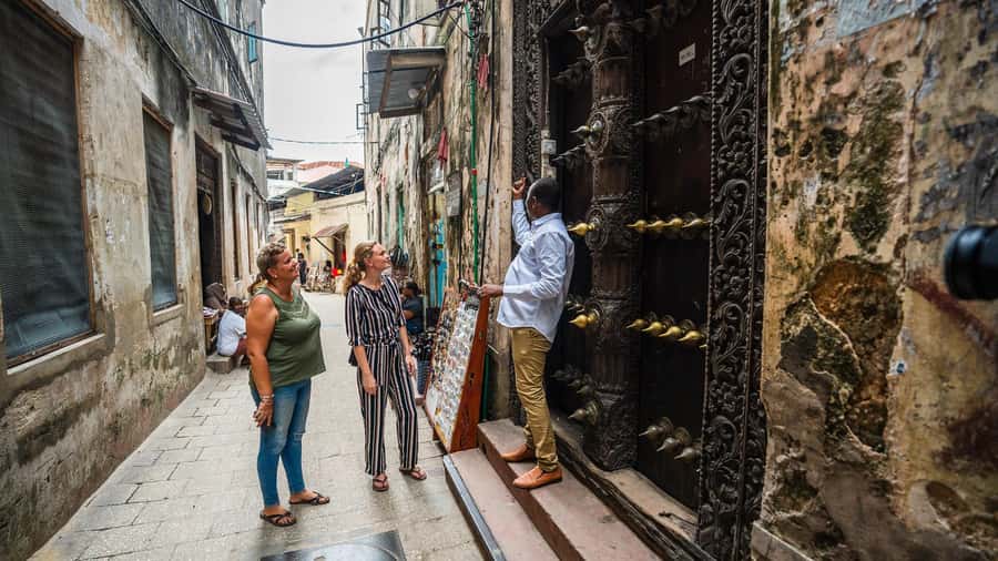 Zanzibar: Stone Town Historical Cultural Walking Guided Tour - Why Stone Town makes a better walking tour than a quick stop