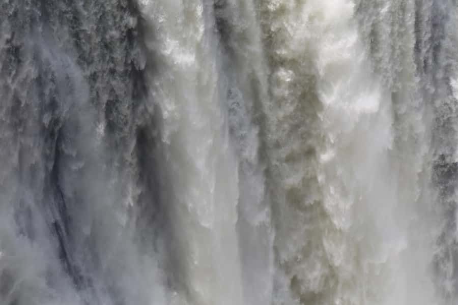 Zimbabwe & Zambia: Guided Tour of the Falls from Both Sides - The 8:30 a.m. pickup and first park visit